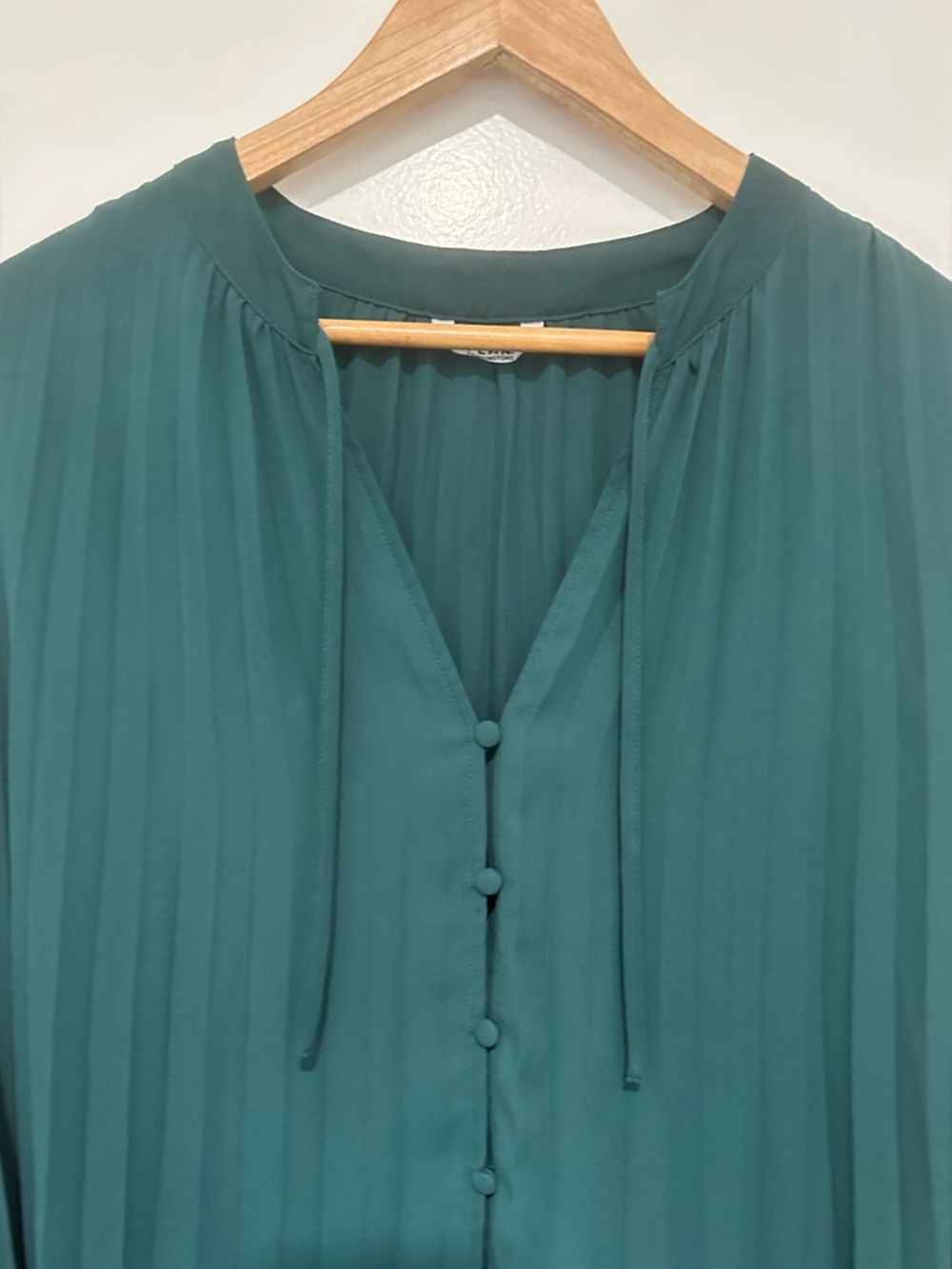 Penningtons Teal Pleated Button-Front Tie-Neck Blouse - Picture 6 of 13